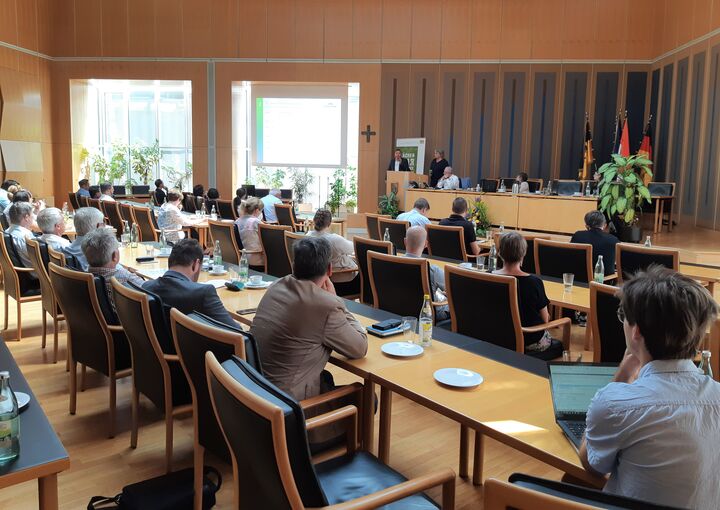 Teilnehmende der Regionalkonferenz "Zukunftsorientierte Siedlungsentwicklung in der Region Oberfranken-West" (Foto: Regionaler Planungsverband Oberfranken-West)