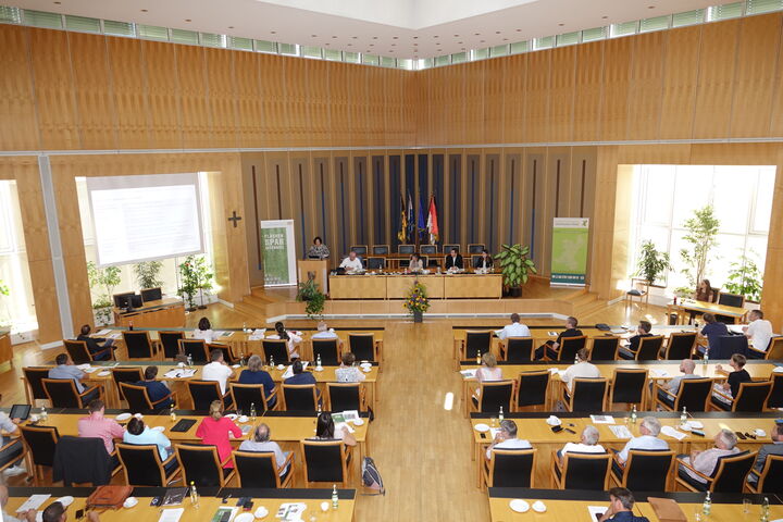 Teilnehmende der Regionalkonferenz "Zukunftsorientierte Siedlungsentwicklung in der Region Oberfranken-West" (Foto: Regionaler Planungsverband Oberfranken-West)