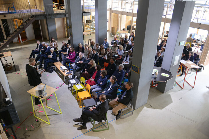 Symposium „Flächenkonkurrenzen in Zeiten des Wandels“